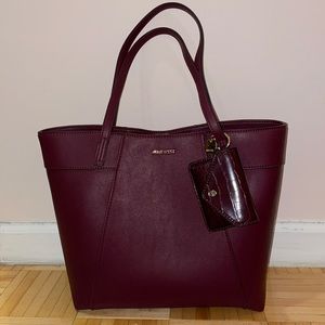 NWOT NINE WEST Tote Bag with Coin Wallet Keychain